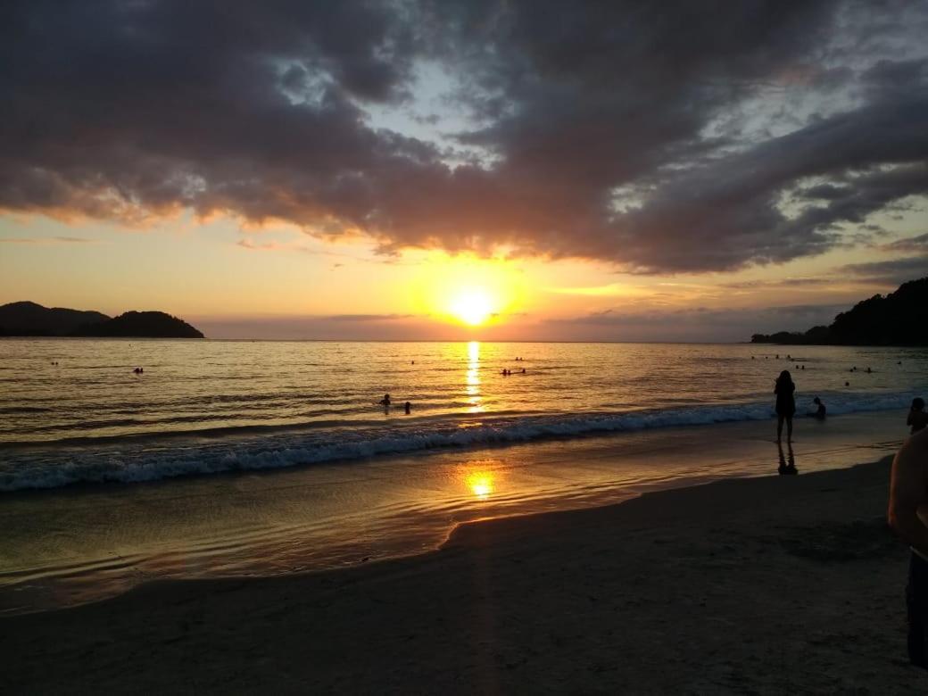 Casa Em Condominio Barra do Sahy Zewnętrze zdjęcie